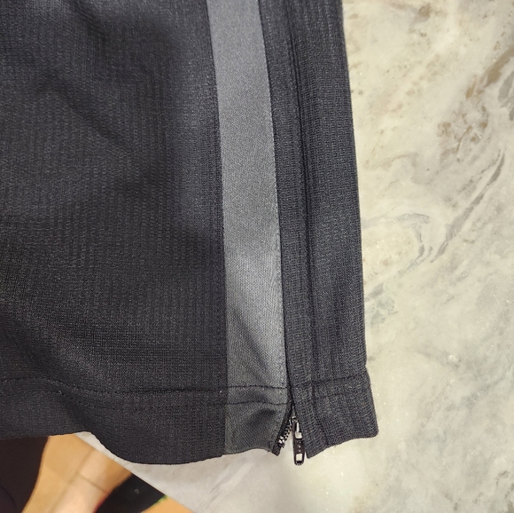 Nike dri-fit men's pants. Size Medium. - Picture 5 of 5